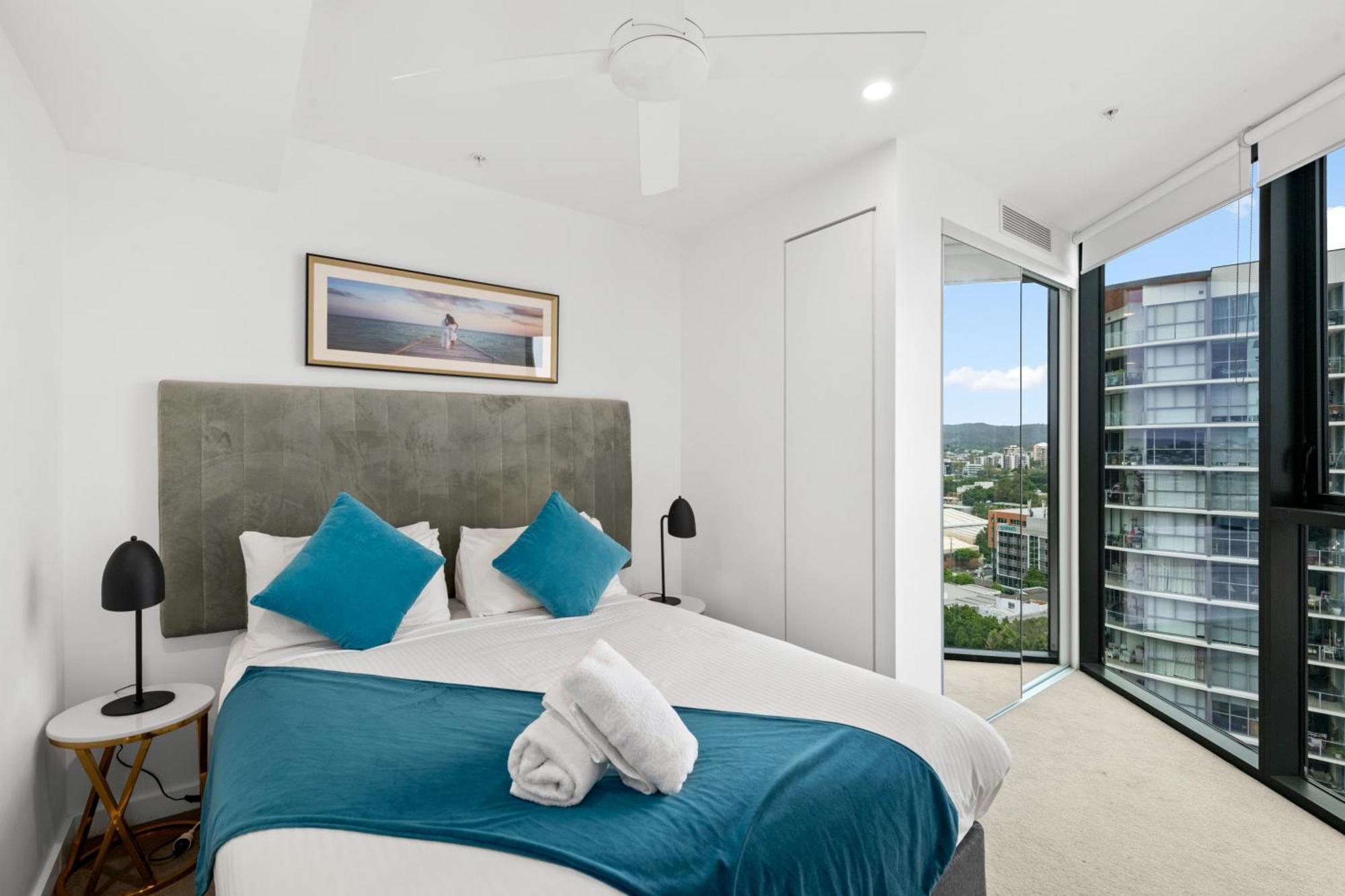 One By Cllix Aparthotel 4*